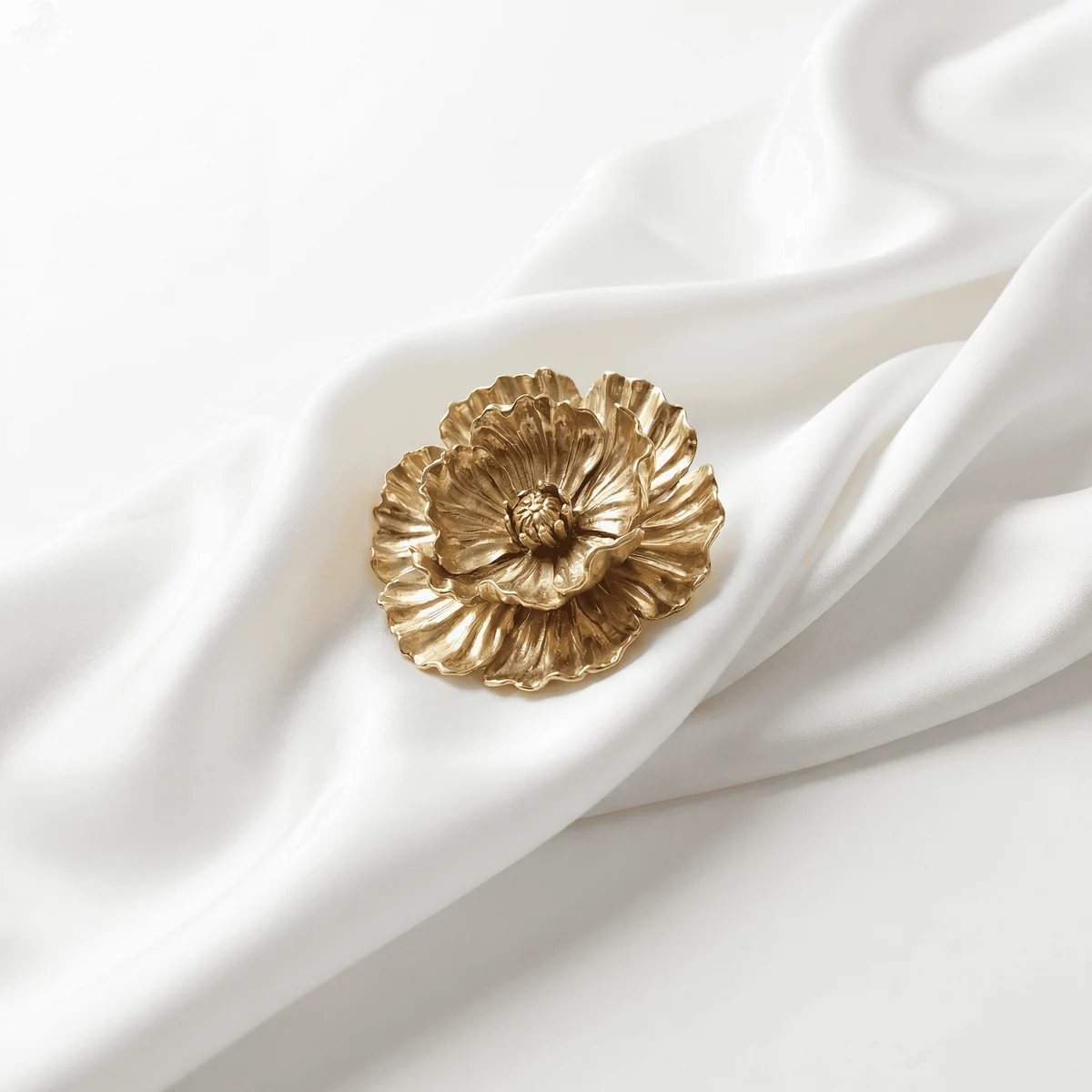 Eugene Zalan flower-shaped brass handle